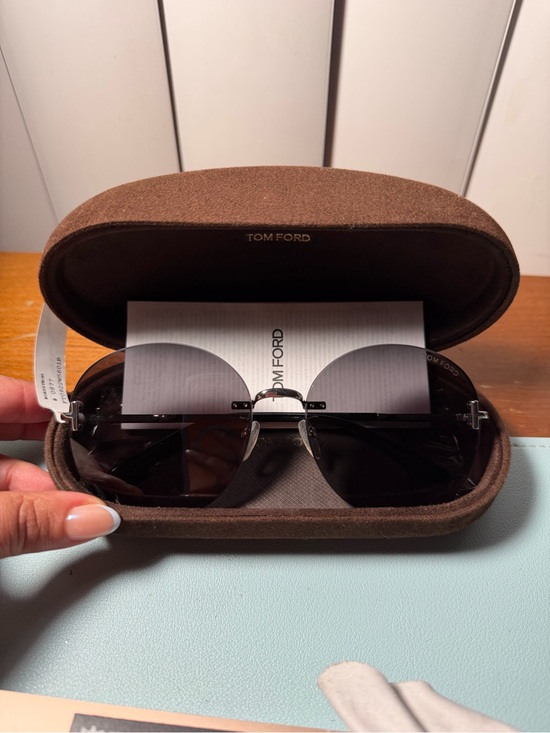 Tom Ford Black Round Sunglasses